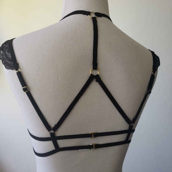 NASTY GAL TYPE BRALETTE - Picture 2 of 7